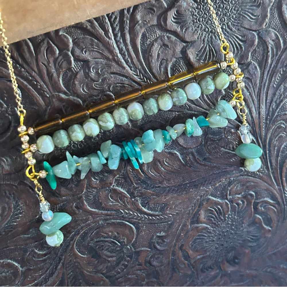 Handcrafted triple row bar green chalcedony stone art glass bead necklace